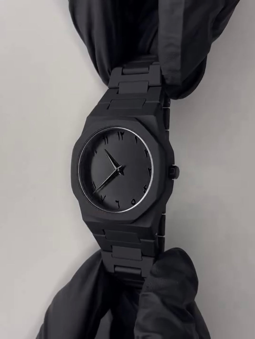 Full Black Aura Quartz Watch – Lightweight Design, , Premium Quality & Finish – Best Quality Analog Watch For Boys – Watch For Men