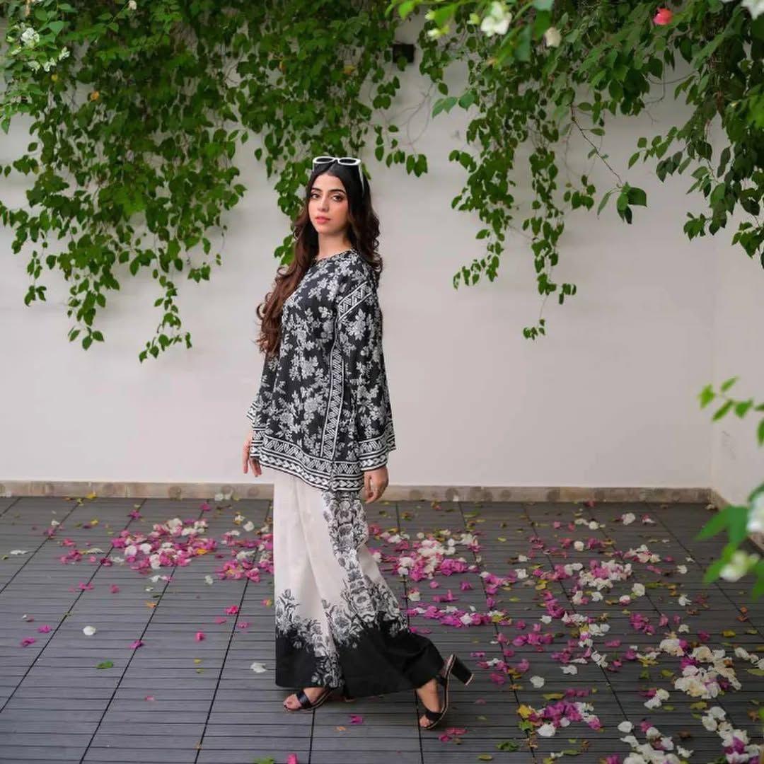 Elegant Women's Stitched Raw Silk Shirt And Trouser Set - 2 Pcs