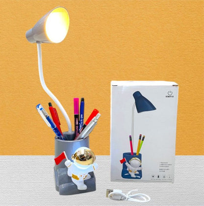 Astronaut Themed Penholder With Dual Lamp